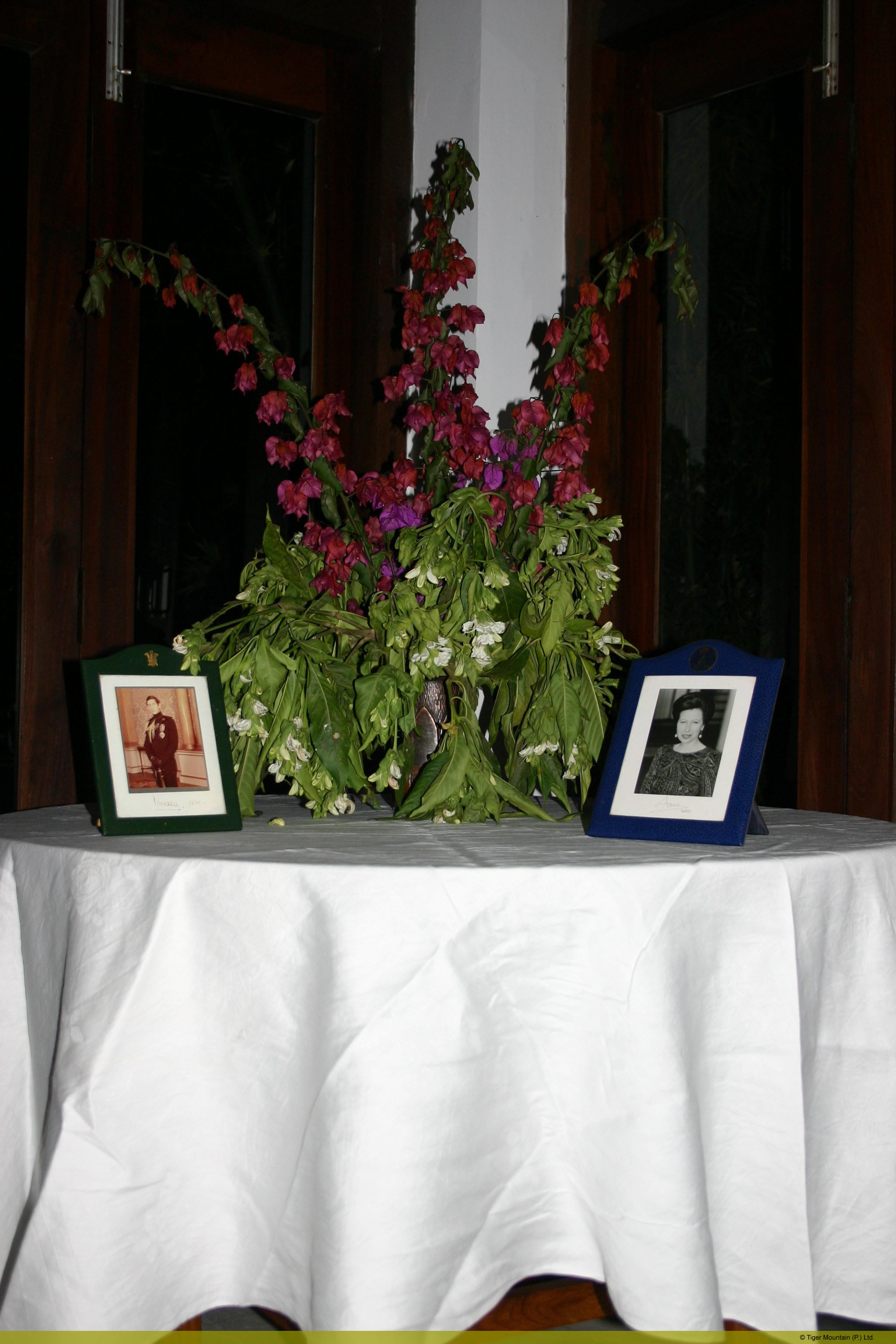 flowerarrangement.jpg